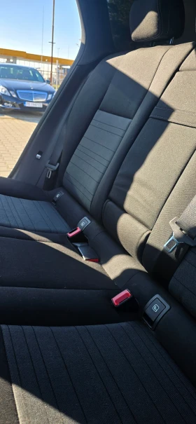 Mercedes-Benz GLC 250 4-MATIC, 9G, LED, 204к.с, снимка 15 - Автомобили и джипове - 53479245