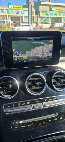 Mercedes-Benz GLC 250 4-MATIC, 9G, LED, 204к.с, снимка 14 - Автомобили и джипове - 53479245