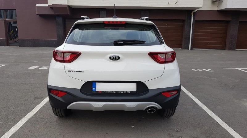 Kia Stonic B-SUV 1.4 16V 100к.с. - Първи Собственик, снимка 3 - Автомобили и джипове - 47898274