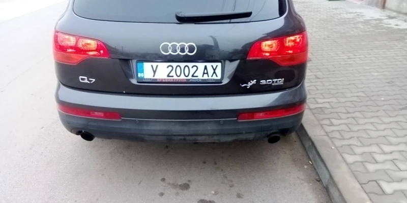 Audi Q7 3.0tdi, снимка 2 - Автомобили и джипове - 48873661