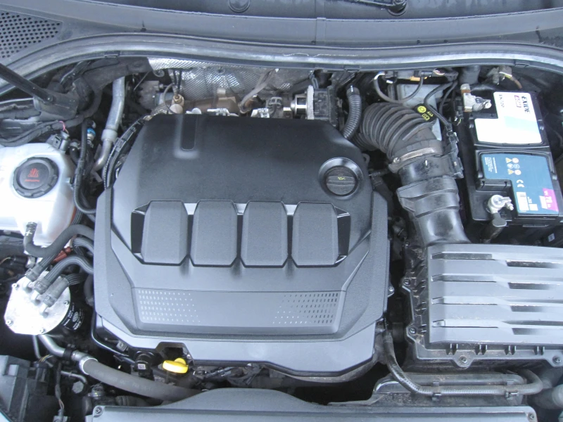 VW Tiguan Face , 2, 0-TDI , DIGITAL, Автомат, снимка 15 - Автомобили и джипове - 52446813