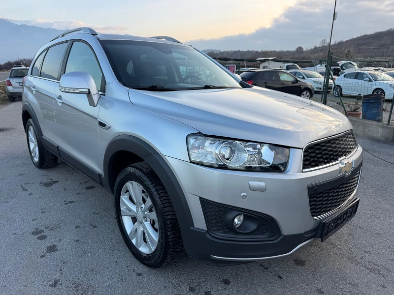 Chevrolet Captiva 2.2CDTI-Facelift Navi, снимка 3 - Автомобили и джипове - 52886279
