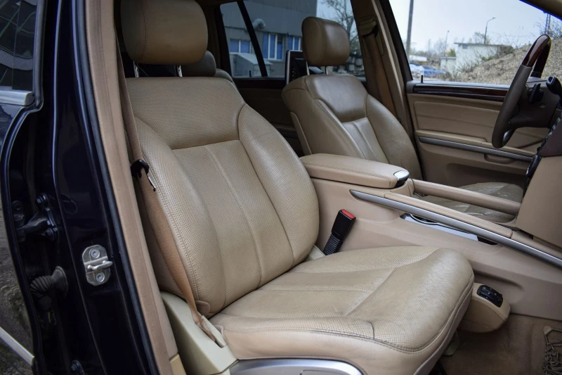 Mercedes-Benz GL 550, снимка 7 - Автомобили и джипове - 53093360