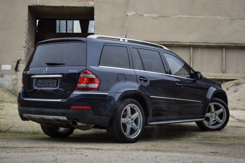 Mercedes-Benz GL 550, снимка 5 - Автомобили и джипове - 53093360