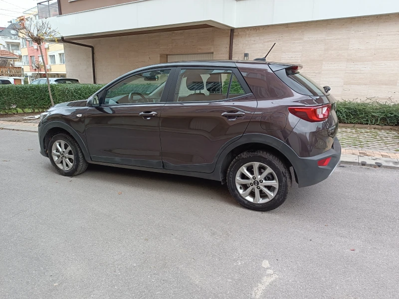 Kia Stonic 1.4 100ксNAVI, снимка 4 - Автомобили и джипове - 53180241