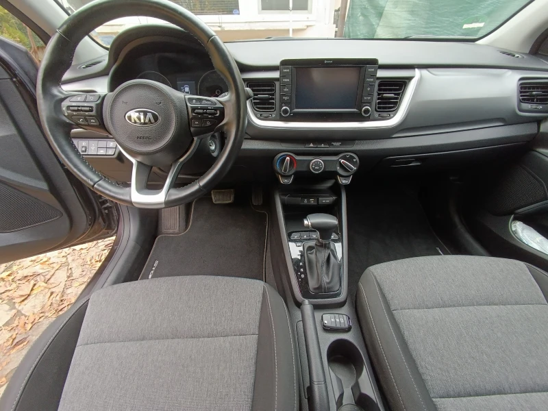 Kia Stonic 1.4 100ксNAVI, снимка 7 - Автомобили и джипове - 53180241