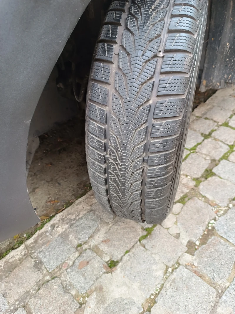 Kia Stonic 1.4 100ксNAVI, снимка 15 - Автомобили и джипове - 53180241