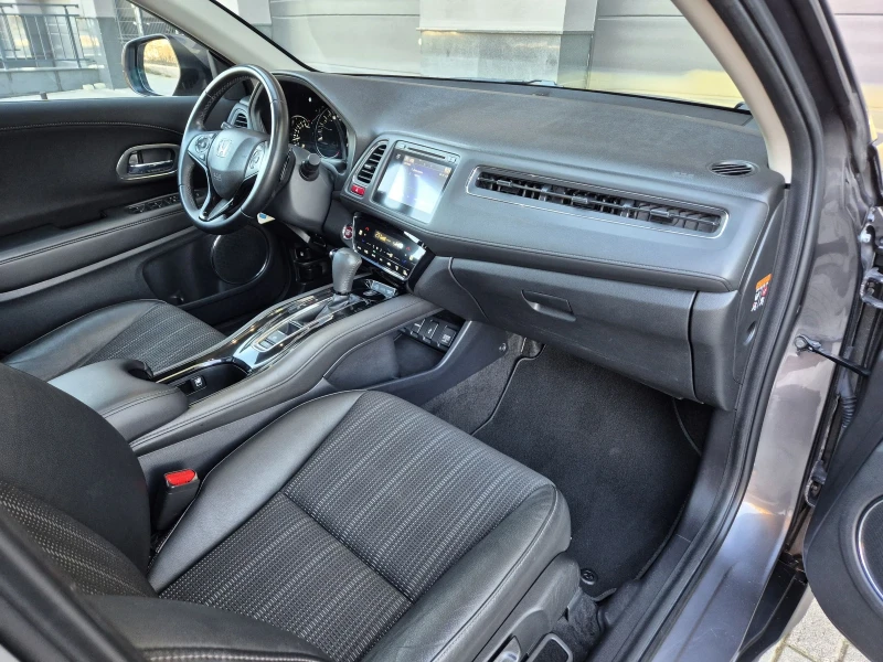 Honda Hr-v 1.5#FULL#, снимка 10 - Автомобили и джипове - 53450597