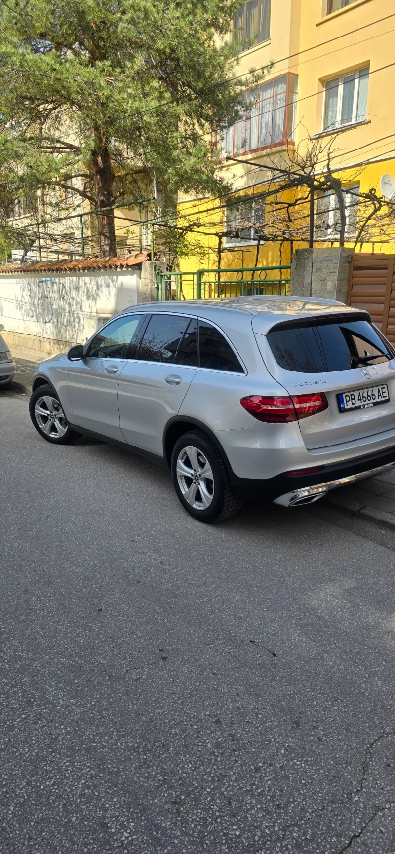 Mercedes-Benz GLC 250, снимка 4 - Автомобили и джипове - 53479245