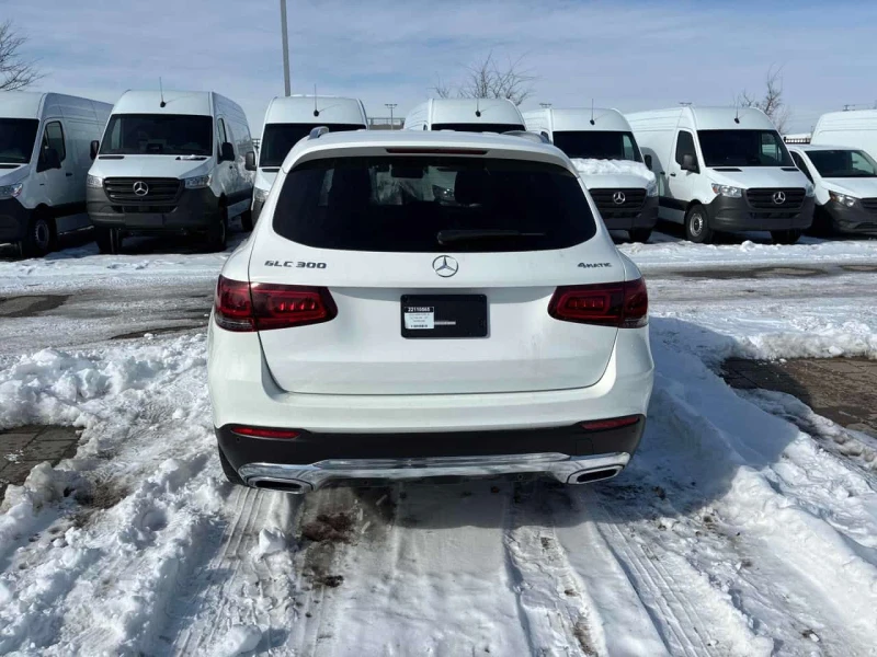 Mercedes-Benz GLC * 300 * CARFAX * ЦЕНА ДО БГ, снимка 4 - Автомобили и джипове - 53576177