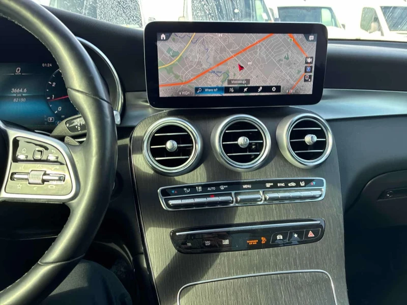 Mercedes-Benz GLC * 300 * CARFAX * ЦЕНА ДО БГ, снимка 9 - Автомобили и джипове - 53576177