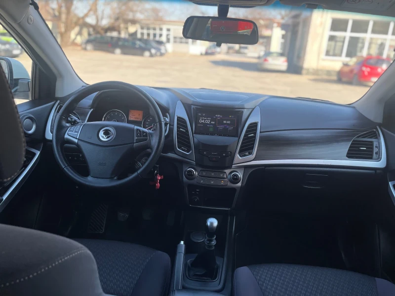 SsangYong Korando 2.0 Бензин , снимка 7 - Автомобили и джипове - 53582963
