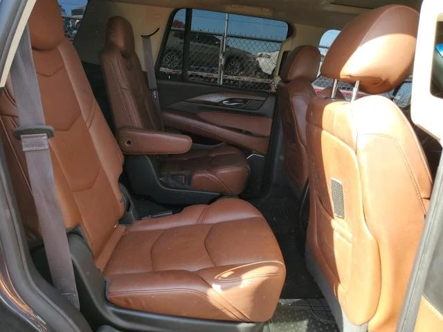 Cadillac Escalade КРАЙНА ЦЕНА   LUXURY , снимка 11 - Автомобили и джипове - 48321715