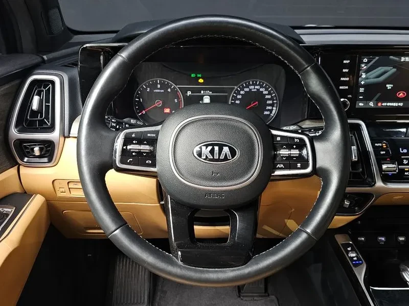 Kia Sorento 2.2 CRDI 4WD - САМО 30% АВАНС, снимка 13 - Автомобили и джипове - 56018260