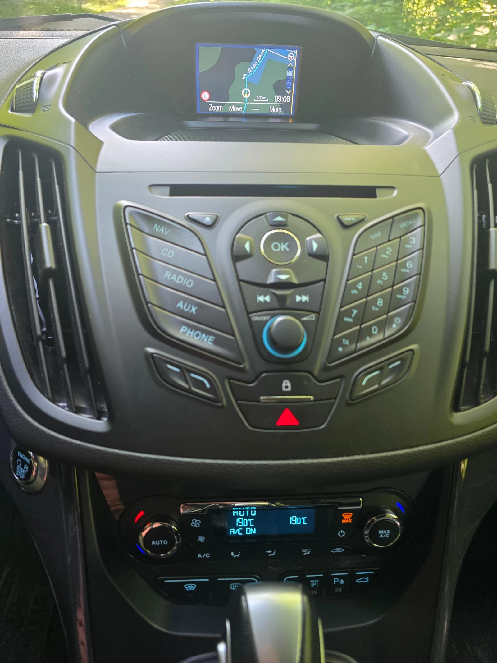 Ford Kuga 4x4 /182кс/ Keyless - изображение 8