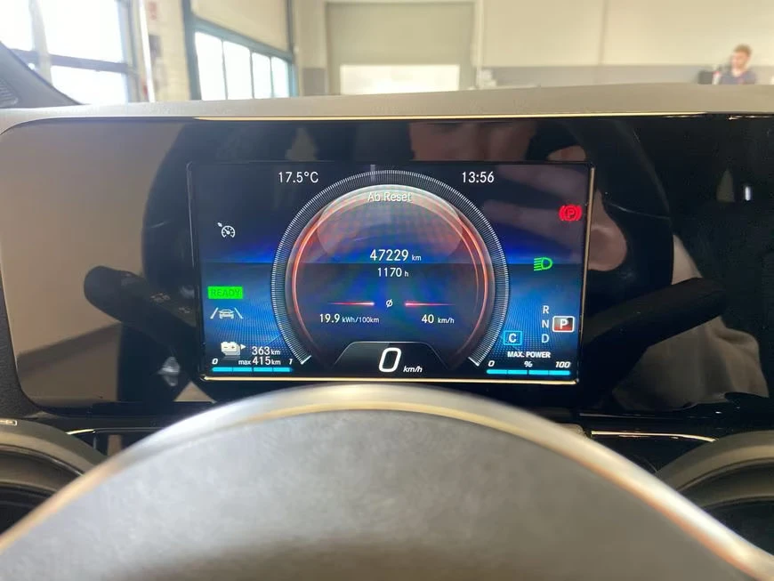 Mercedes-Benz EQA 250/PROGRESSIVE-BUSINESS/190HP/CAM/CARPLAY/283f - изображение 9