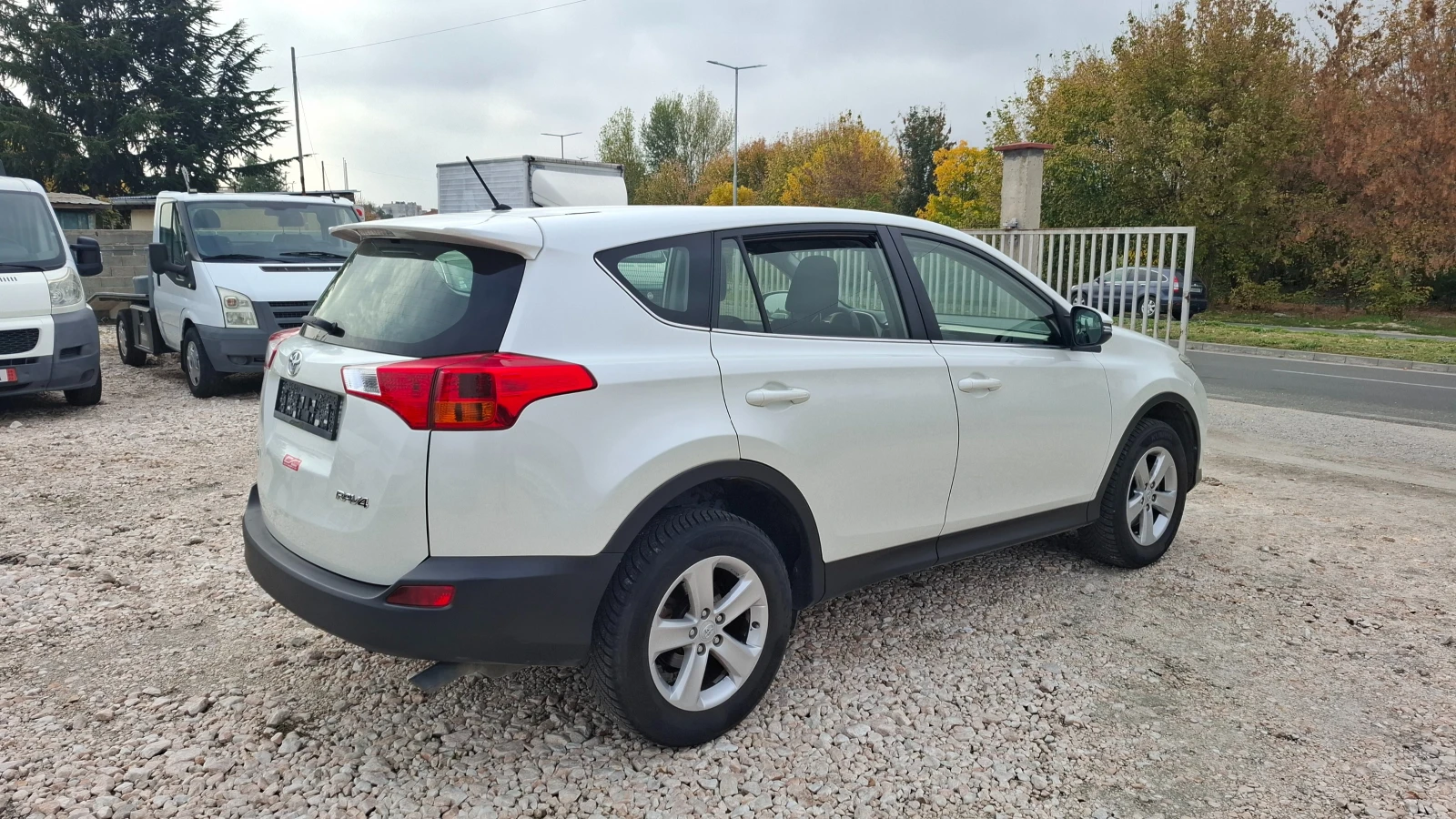 Toyota Rav4 2.0 D4D - изображение 5