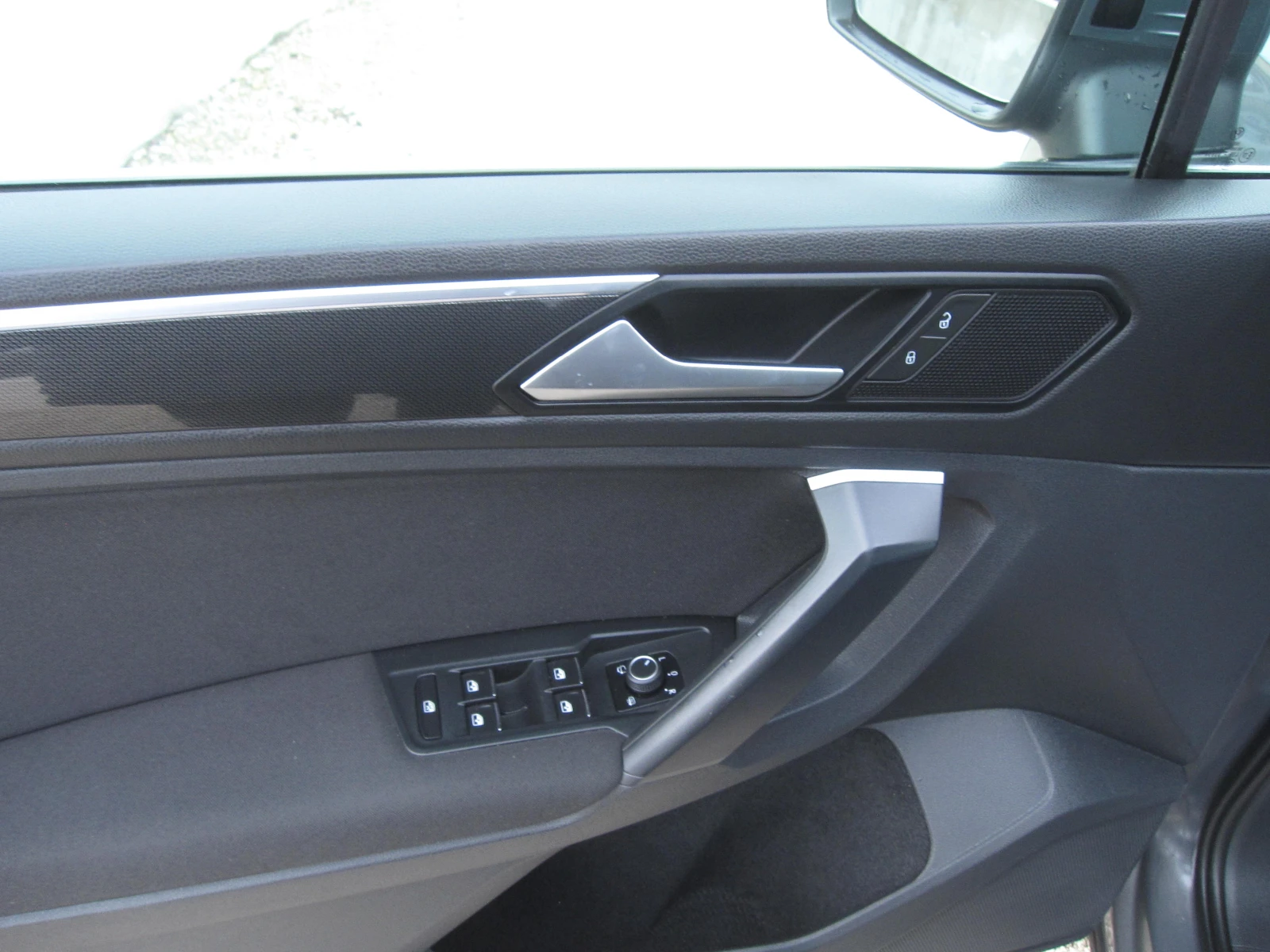 VW Tiguan Face , 2, 0-TDI , DIGITAL, Автомат - изображение 9