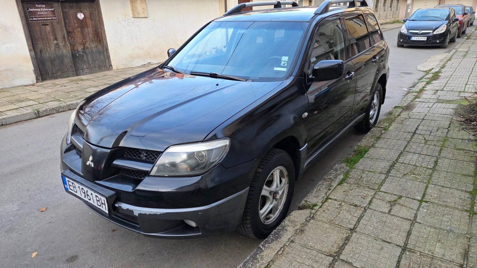 Mitsubishi Outlander 2.4 Газ/Бензин 4х4 - изображение 2