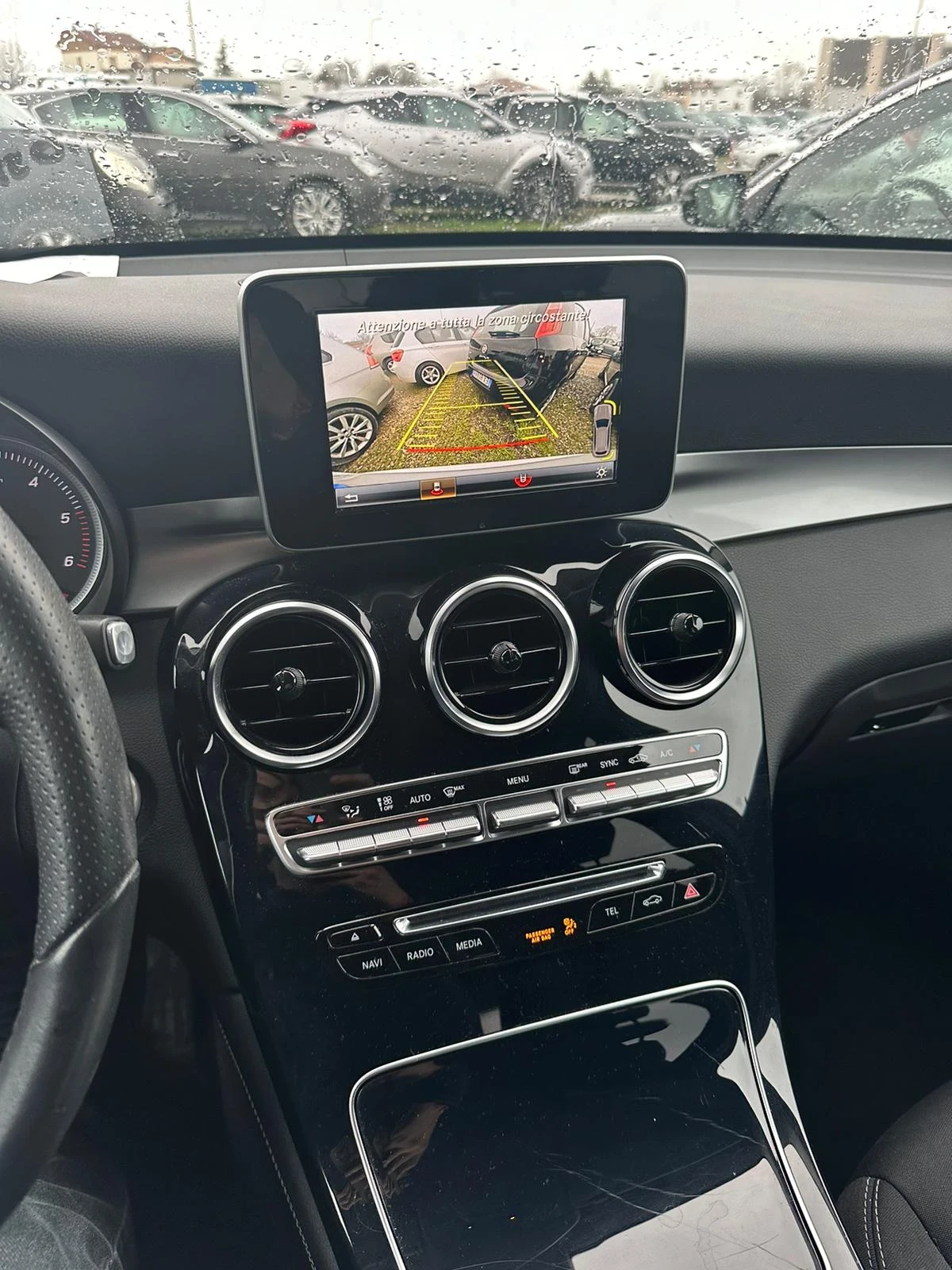 Mercedes-Benz GLC 250  - изображение 7