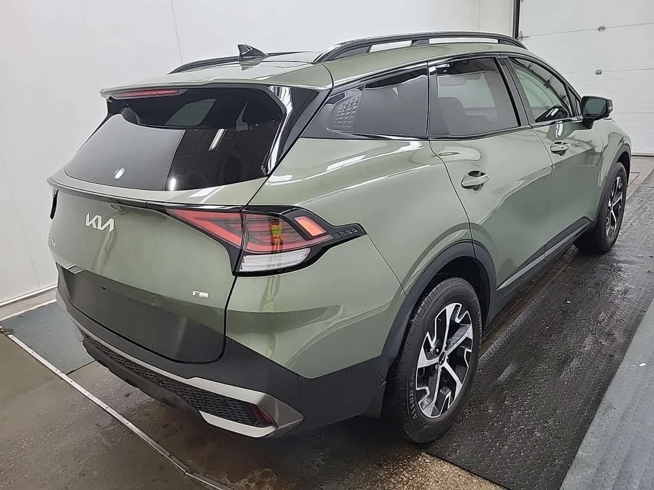 Kia Sportage X LINE LIMITED /CARFAX /PANO| HEAT+ COOL SEAT | Mobile.bg � ����������� 3