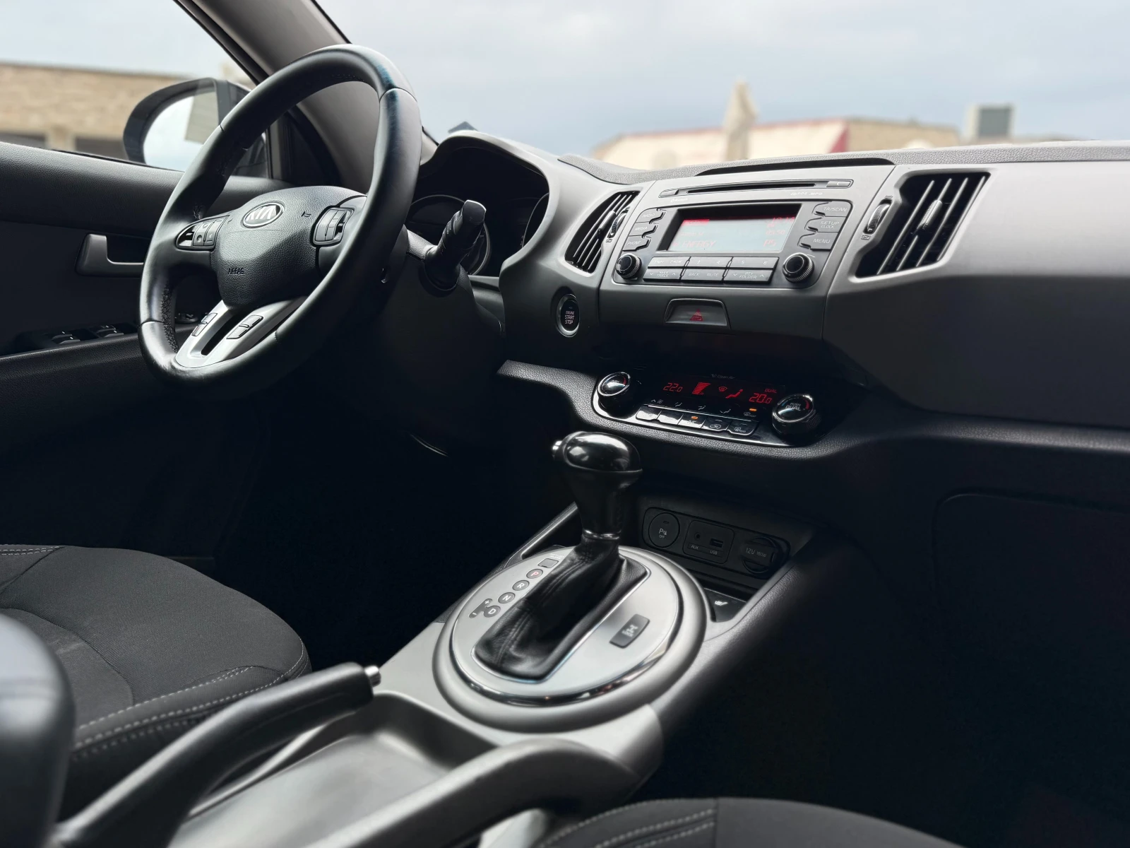 Kia Sportage 6 МЕСЕЦА ГАРАНЦИЯ/2.0CRDI 184к.с. 4х4 Автоматик, снимка 10 - Автомобили и джипове - 53999666