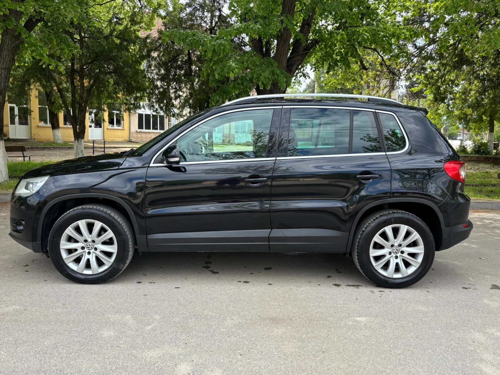 VW Tiguan 4 motion DSG, снимка 4 - Автомобили и джипове - 54465046