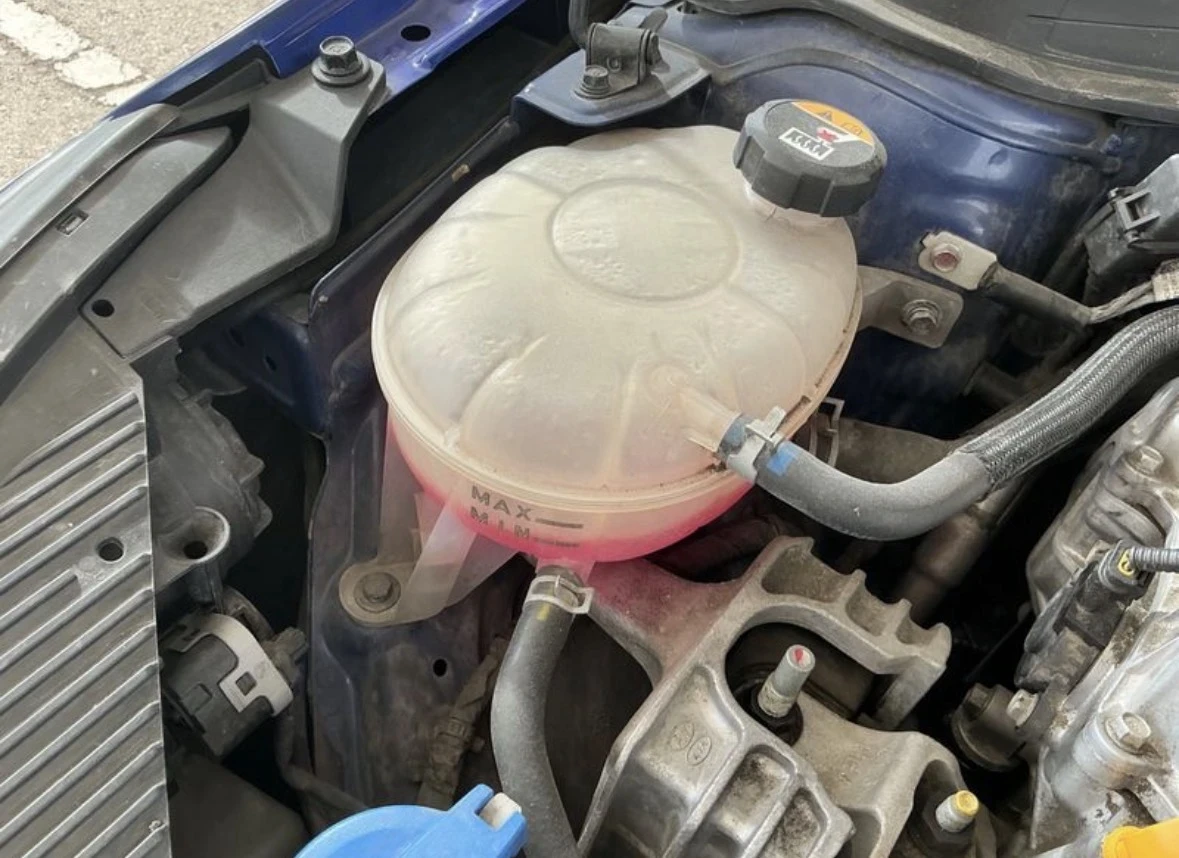 Hyundai Kona 1.6 Hybrid -FACELIFT 141ks., снимка 15 - Автомобили и джипове - 54621059