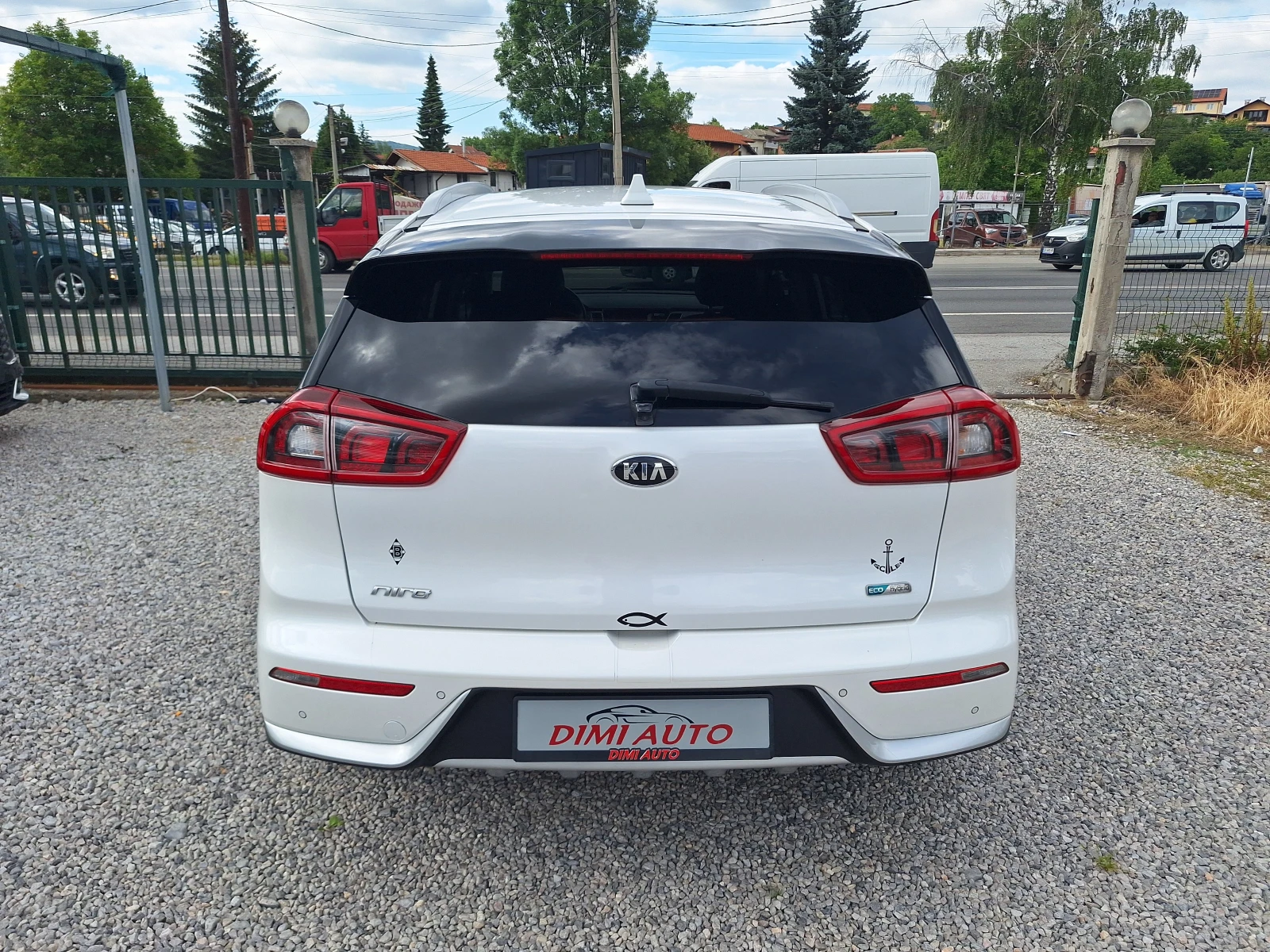 Kia Niro 1.6 Eko Hybrid 97000km! Perla Navi Koja Full!, снимка 4 - Автомобили и джипове - 54885676