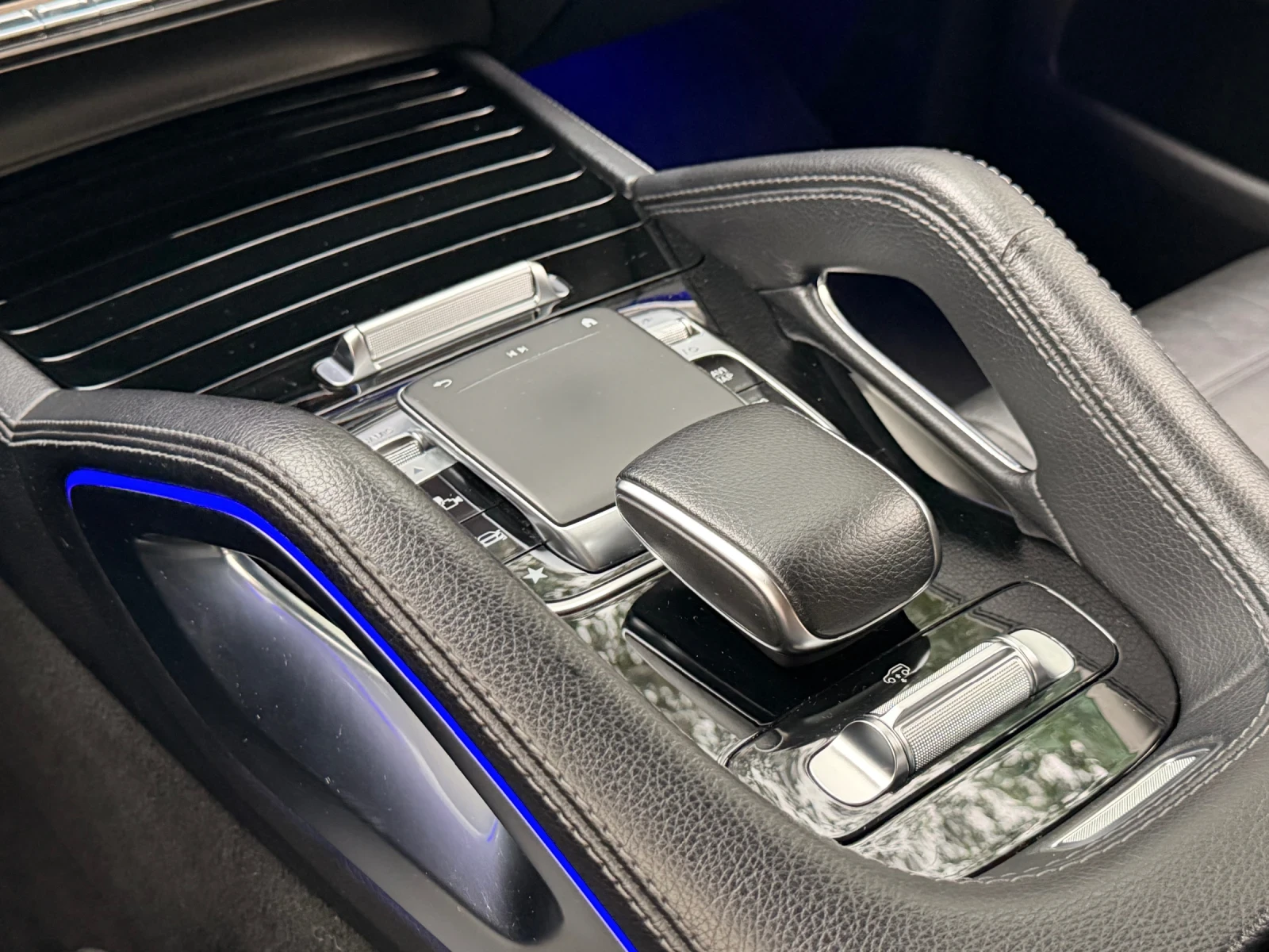 Mercedes-Benz GLE 400 CDI / AMG OPTIC , снимка 14 - Автомобили и джипове - 55122529