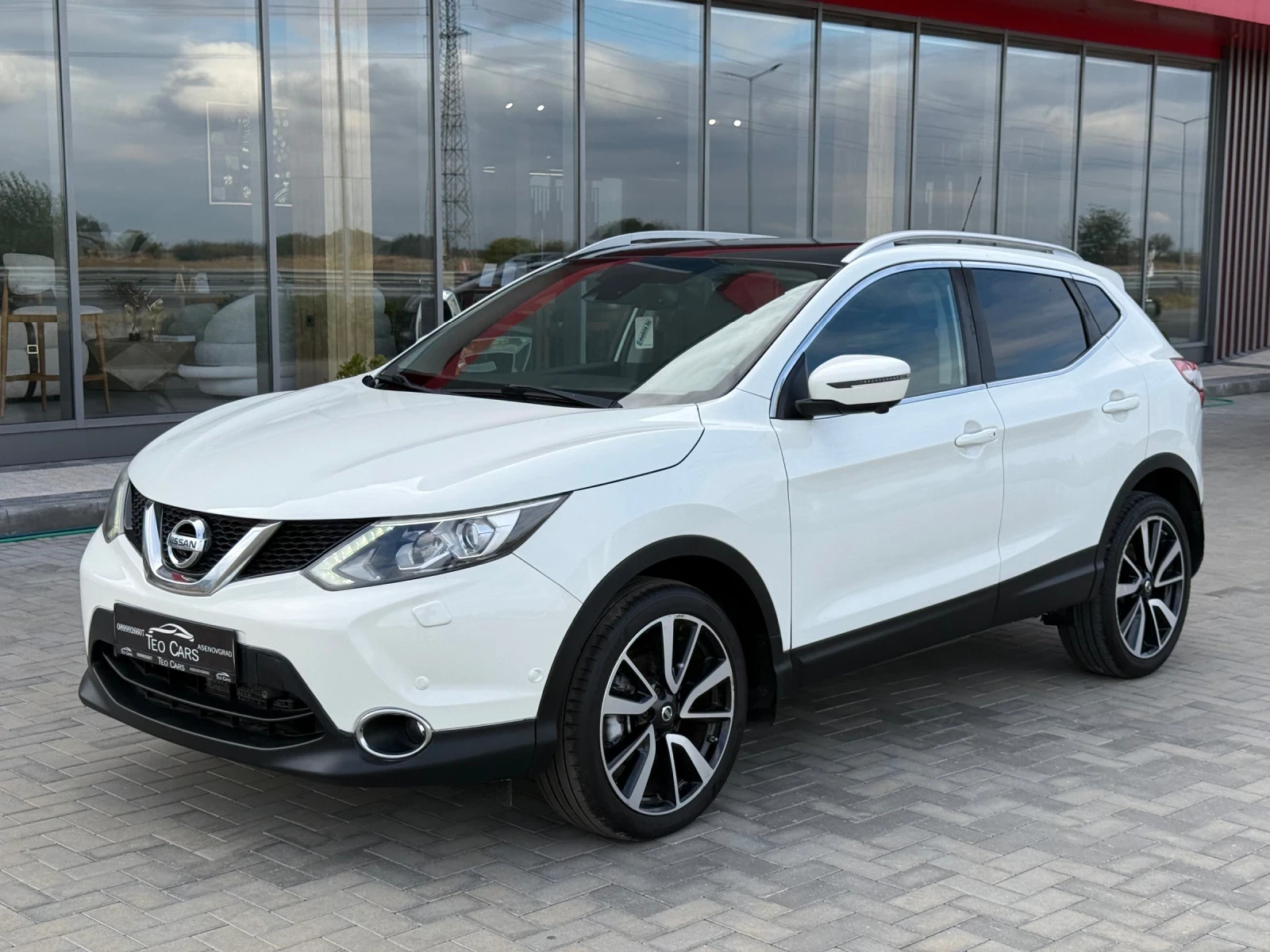 Nissan Qashqai 1.6DCi / N-TEC / FULL / AVTOMAT / 360 / NAVI / LED