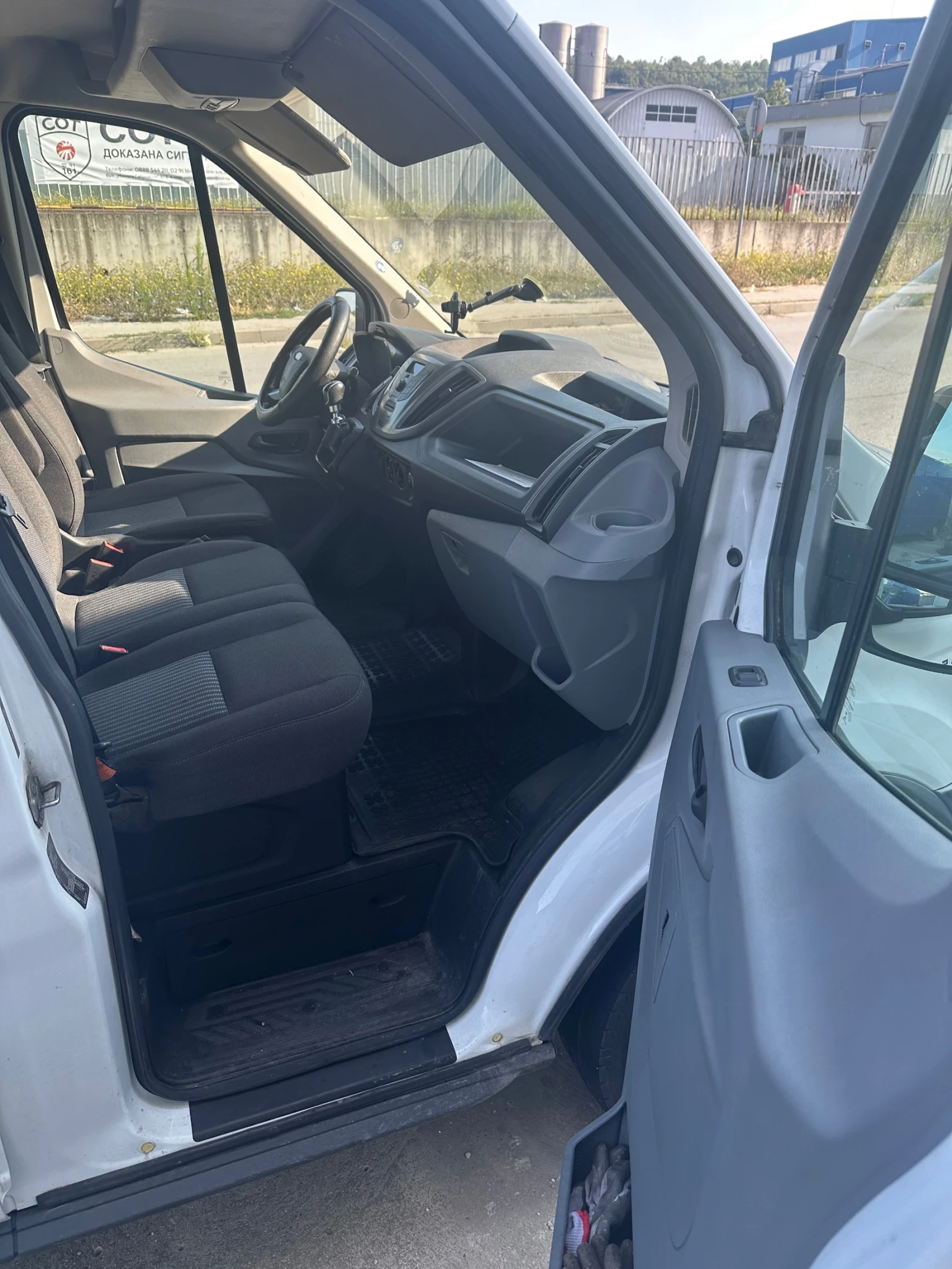 Ford Transit, снимка 11 - Бусове и автобуси - 55439059