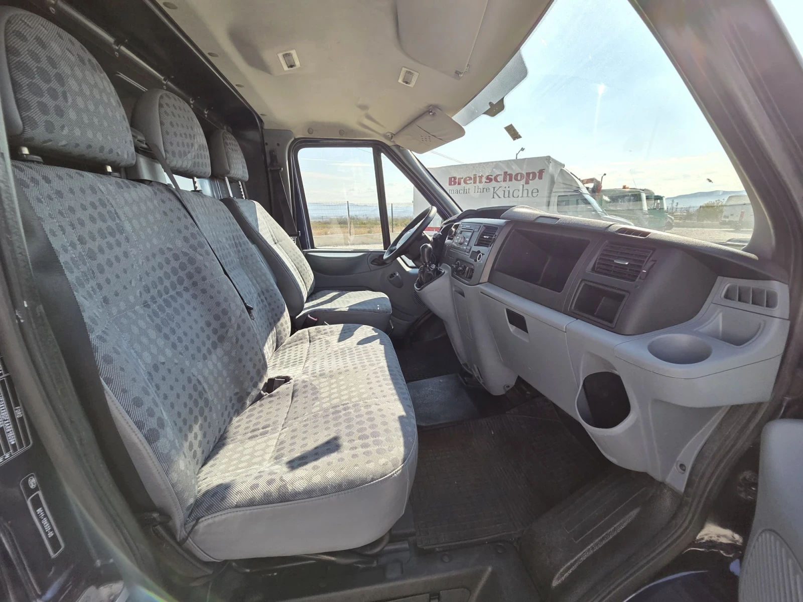 Ford Transit, снимка 9 - Бусове и автобуси - 56656623