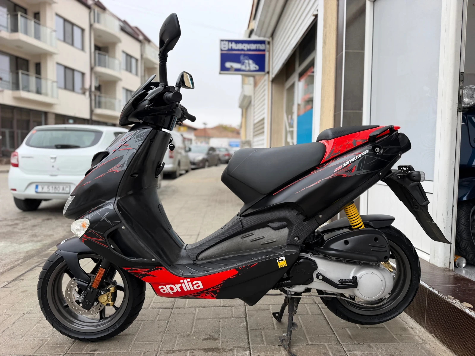 Aprilia Sr 50, снимка 5 - Мотоциклети и мототехника - 56653462