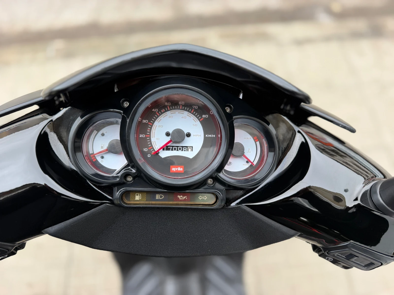 Aprilia Sr 50, снимка 16 - Мотоциклети и мототехника - 56653462