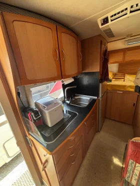 Кемпер Euramobil TA720HB, снимка 9