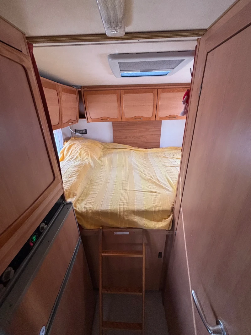 Кемпер Euramobil TA720HB, снимка 12 - Каравани и кемпери - 52447915