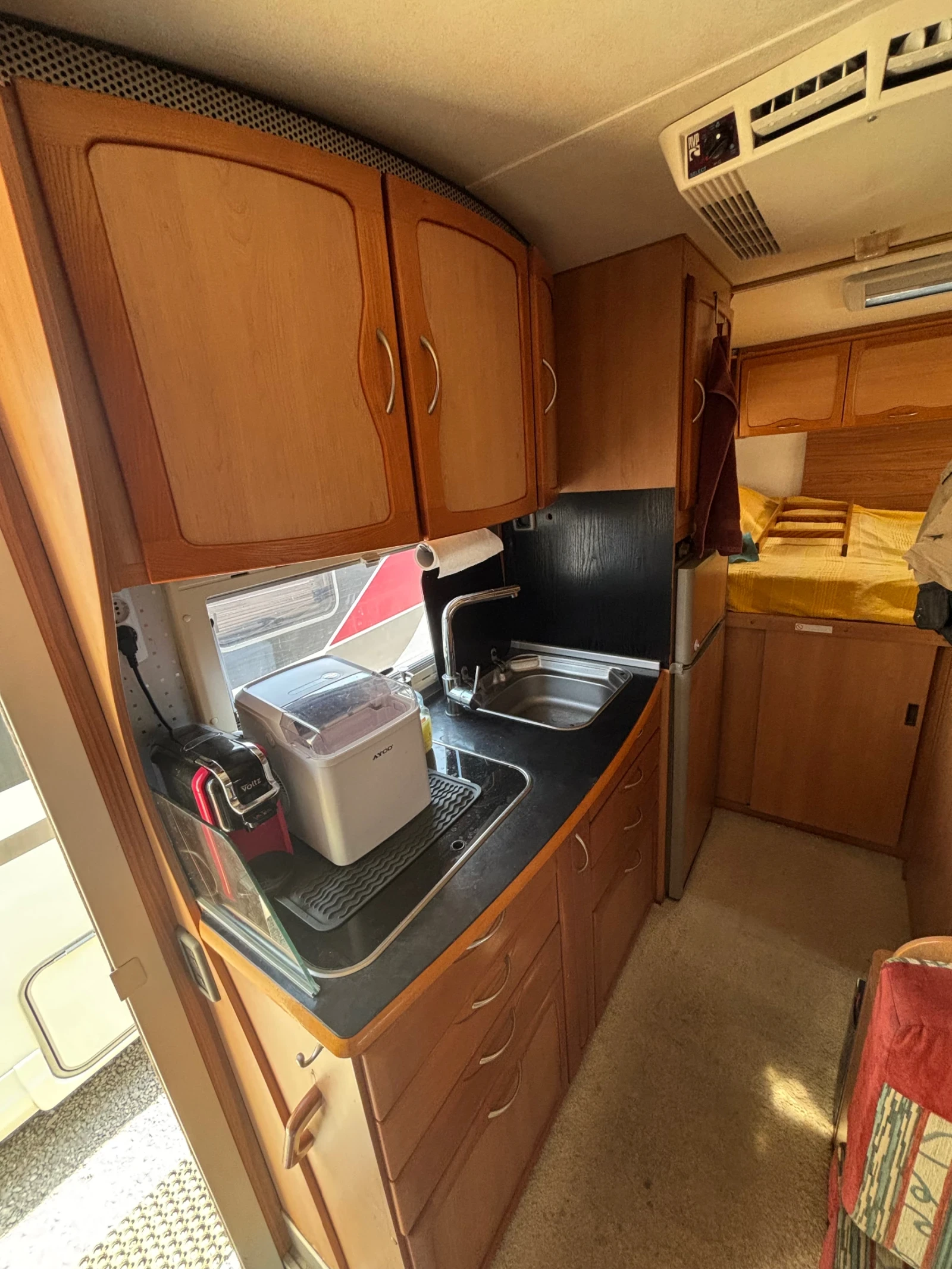 Кемпер Euramobil TA720HB - изображение 9
