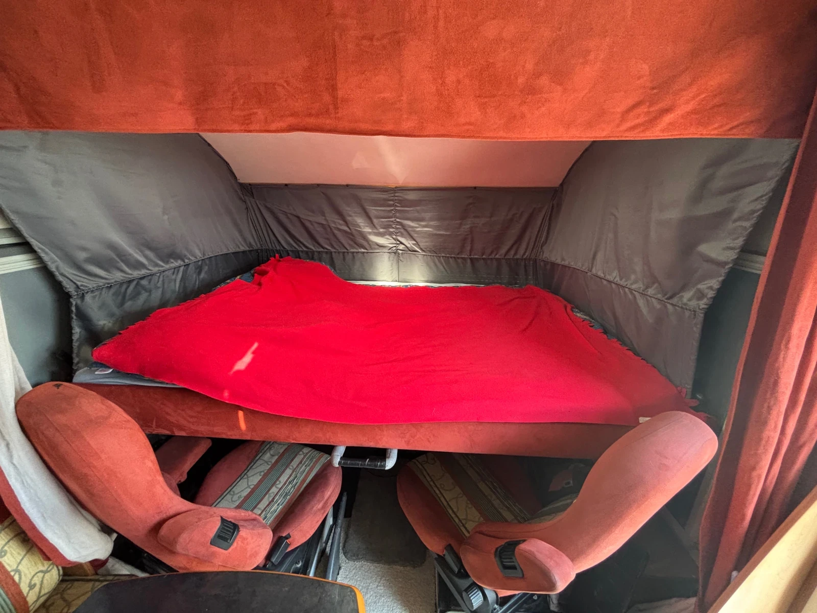 ������ Euramobil TA720HB | Mobile.bg � ����������� 15