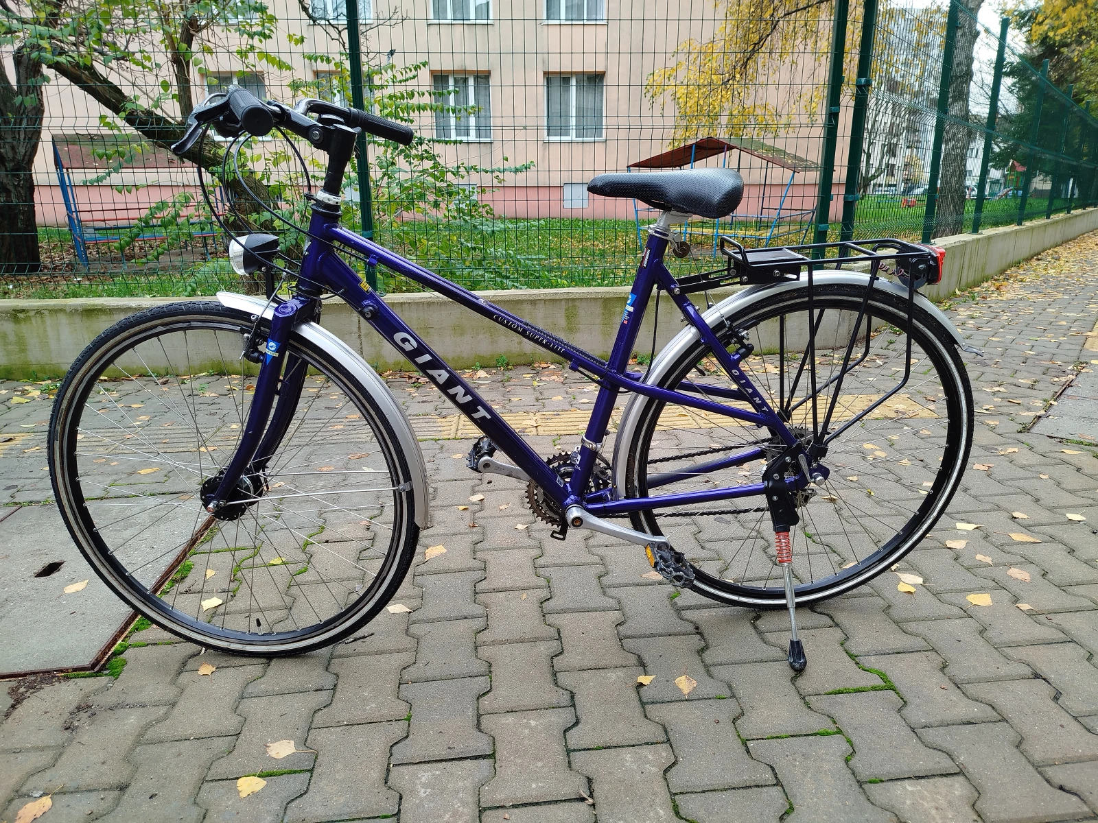  Giant Custom 28     | Mobile.bg   2