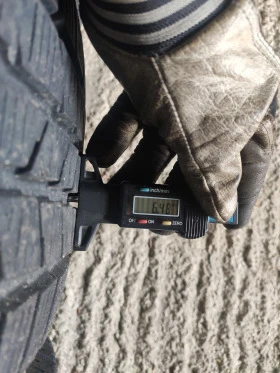 Гуми Зимни 225/65R17, снимка 7