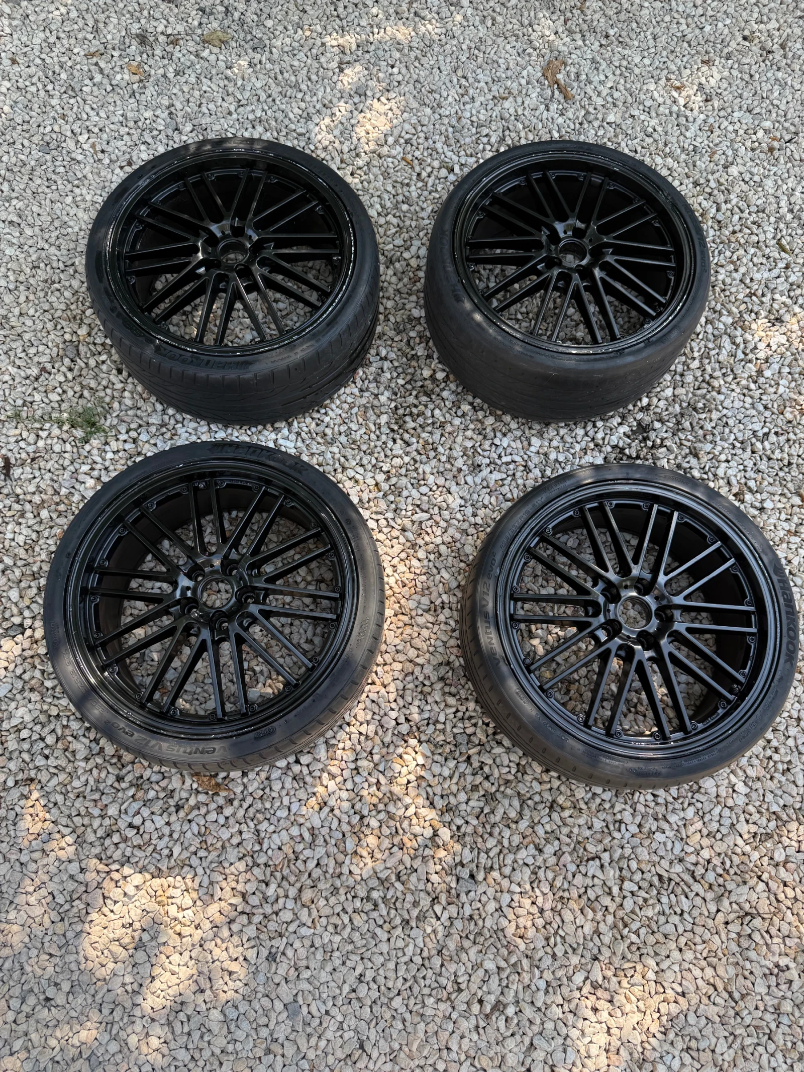 Гуми с джанти Hankook 235/35R19