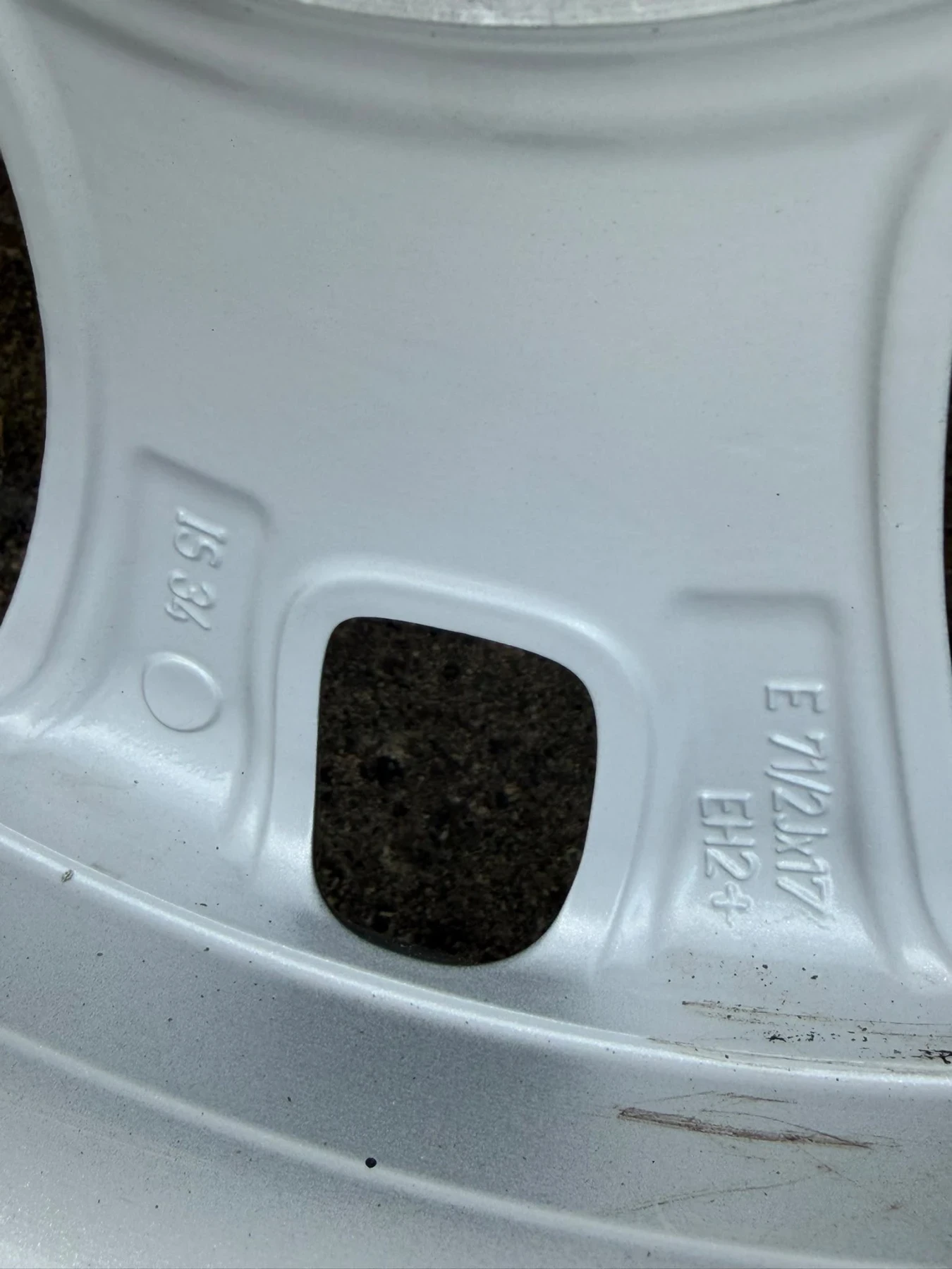 ���� � ������ 225/60R17 �� BMW X1 | Mobile.bg � ����������� 14