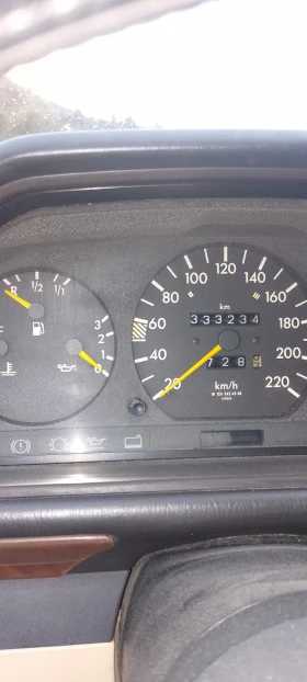 Mercedes-Benz 124, снимка 7