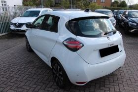 Renault Zoe R110/52KWH/109HP/СОБ.БАТЕРИЯ/ТЕРМО.П/CARPLAY/, снимка 6