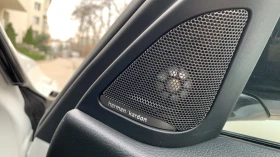 BMW 330 e iPerformance M, снимка 8