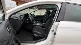 Citroen C4 1.6eHDI/EXCLUSIVE/ПАНОРАМА/МАСАЖ СЕДАЛКИ/КСЕНОН - 4900 € / 9583.57 лв. - 36583211 13