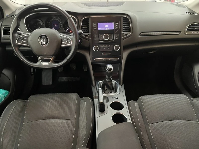 Renault Megane 1.5dci, снимка 8 - Автомобили и джипове - 48256148