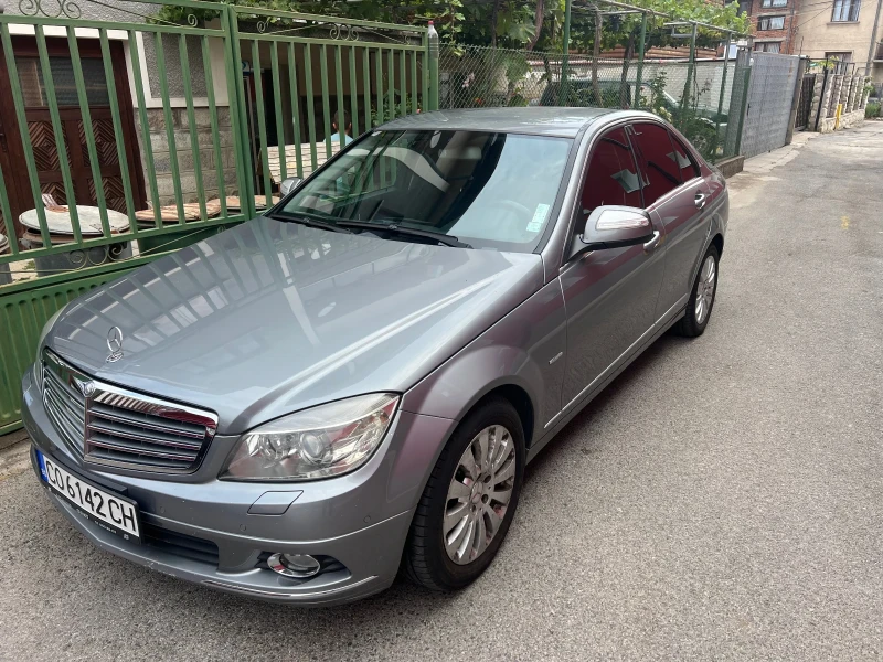 Mercedes-Benz C 220, снимка 2 - Автомобили и джипове - 46925304