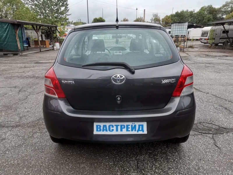 Toyota Yaris 1.0i GPL, снимка 6 - Автомобили и джипове - 46978058